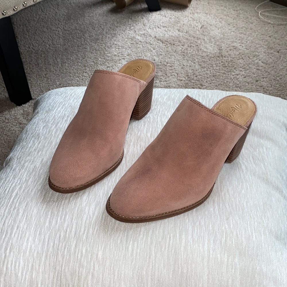 Madewell mules with a slight chunky heel. Worn twice. In great condition